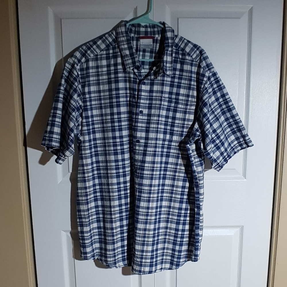 5PC/$20 Columbia plaid short sleeve  shirt